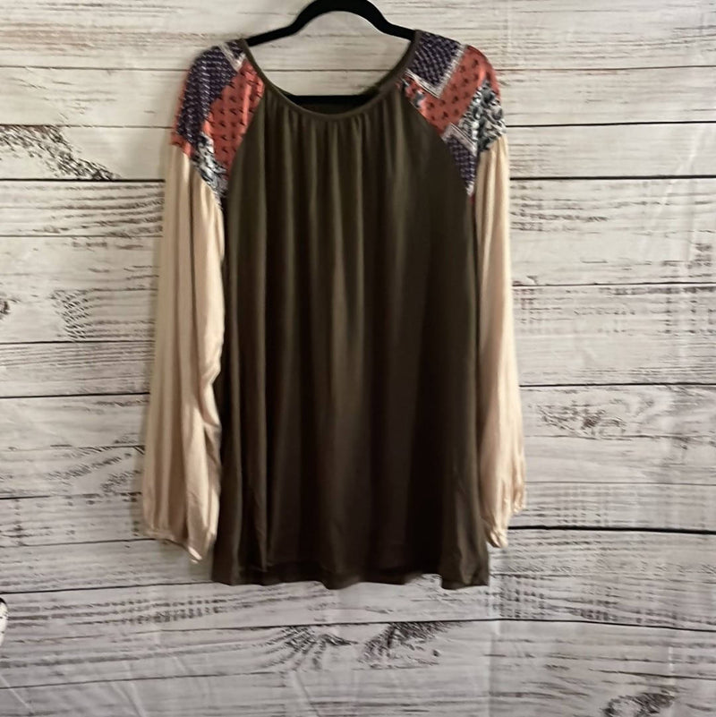 Plus size Green patterned long sleeve shirt