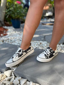 Star 23 Cow Black White Sneakers