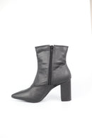 Sophia Black Boots