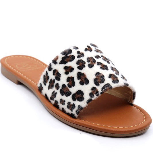 Lulu 4 White Snow Leopard Sandals